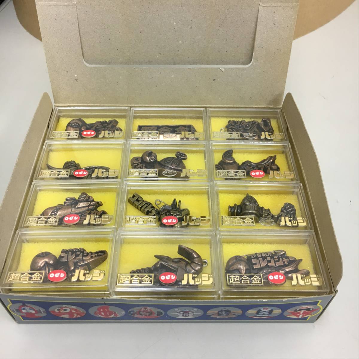 ポピー ロビン 超合金バッチ 24個 24種類 箱入 未使用
